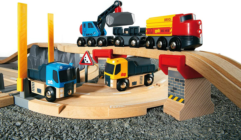 BRIO Rail & Road Loading 32pcs With Sound And Light Large Set Best Seller 3yrs+