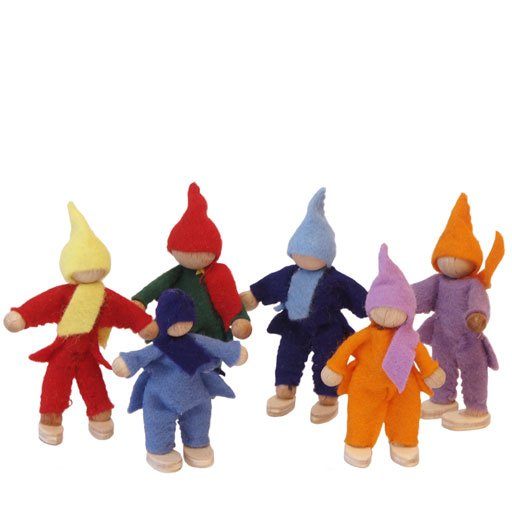 Magic Wood Felt Family 9cm Set of 6