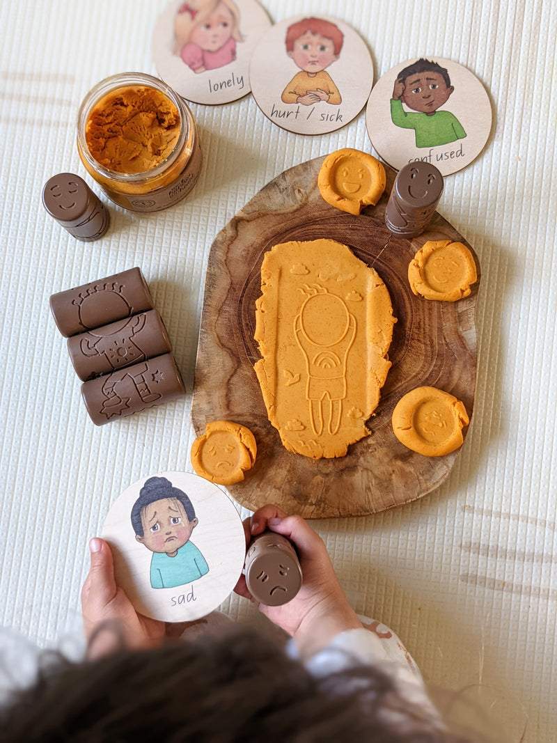 Yellow Door Let’s Roll Emotions Rolling Pin Art and Craft for Kids Playdough Sand Toys Sensory Toys 2yrs+