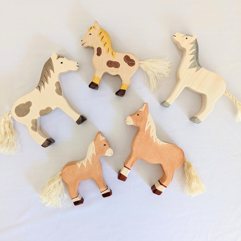 Holztiger Horse Grey Mane Wooden Animals Head Raised Farm Animal Toys 3yrs+