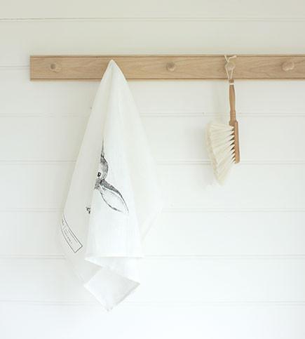 Peg Rails in Oak - 6 Peg 92cm - My Playroom 