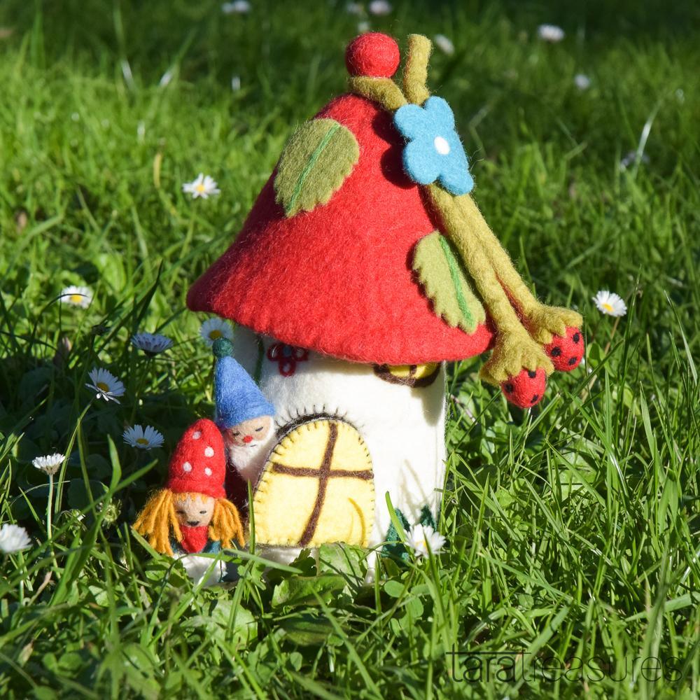 Tara Treasures Felt Fairies and Gnomes House Red Roof Pretend & Imagin ...