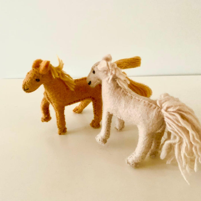 Papoose Felt Barn Horse Each - My Playroom 