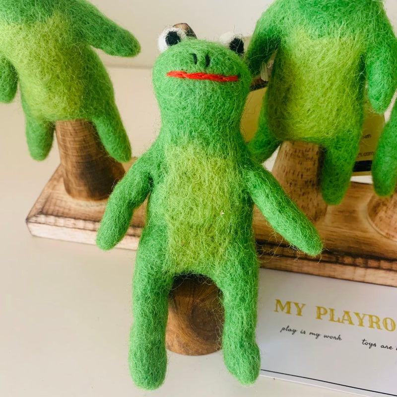 Papoose Felt Frog Finger Puppets Set of 2 - My Playroom 
