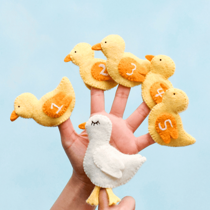 Tara Treasures Felt Five Little Ducks Farm Finger Puppet Set of 6 - My Playroom 