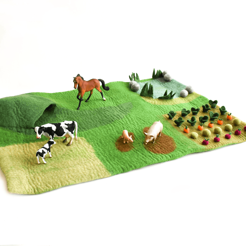 Tara Treasures Large Felt Farm Play Mat Playscape 80cm Farm Animal Toy tara-treasures-large-felt-farm-play-mat-playscape-80cm-farm-animal-toy