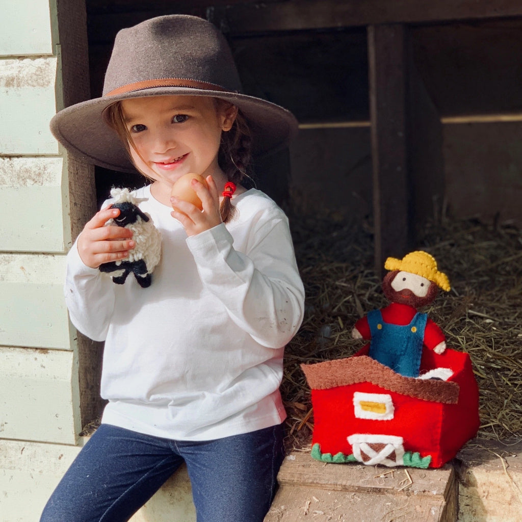 Farmyard play set sales