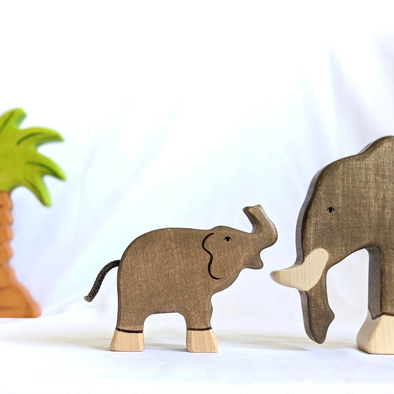 Holztiger Baby Elephant Wooden Animals Trunk Raised Wildlife Animal 3yrs+